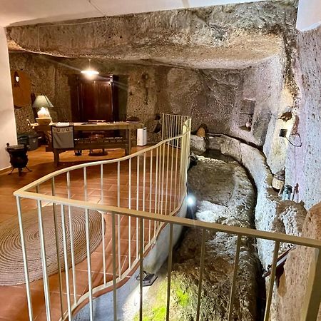 Sardinian Gallery Fonte 博萨 外观 照片