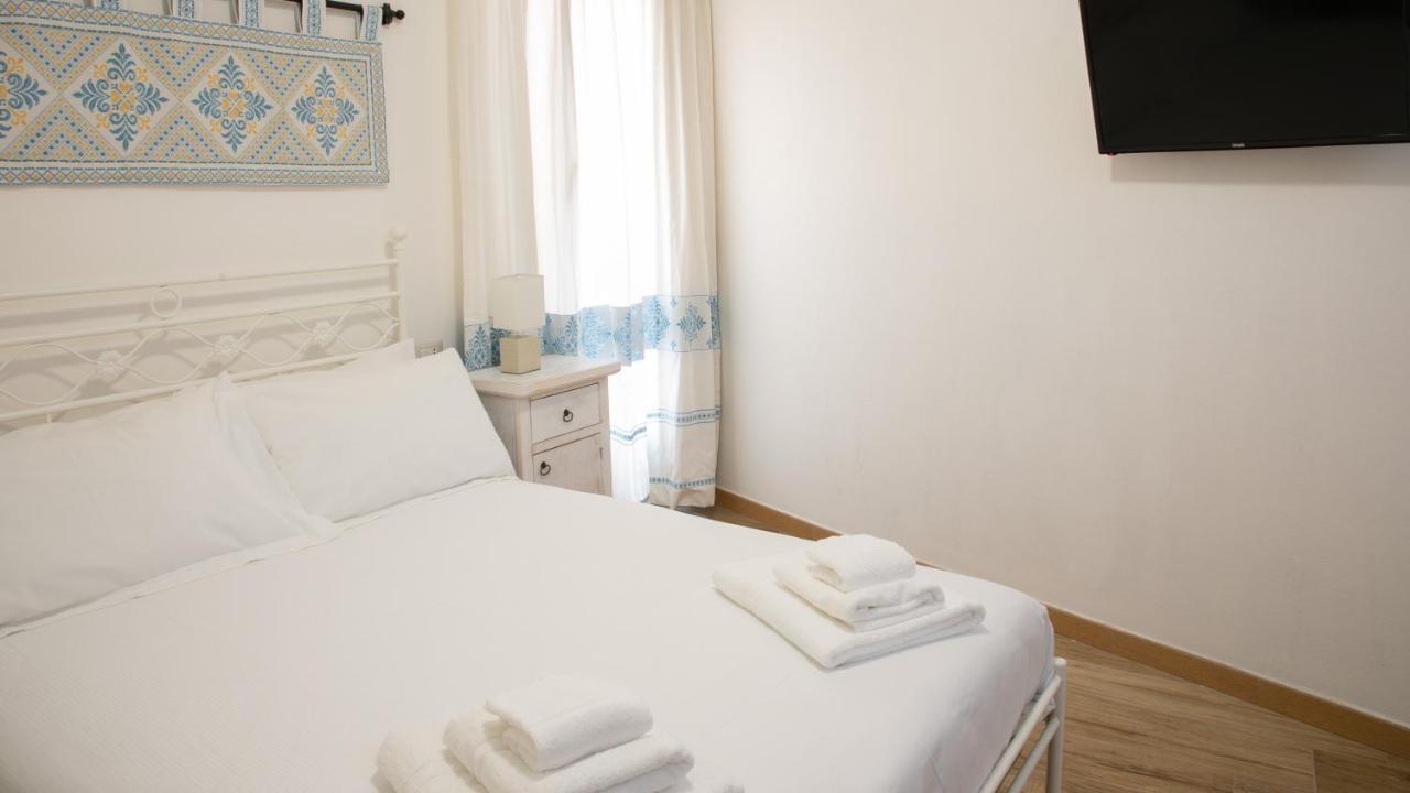 Sardinian Gallery Fonte 博萨 客房 照片